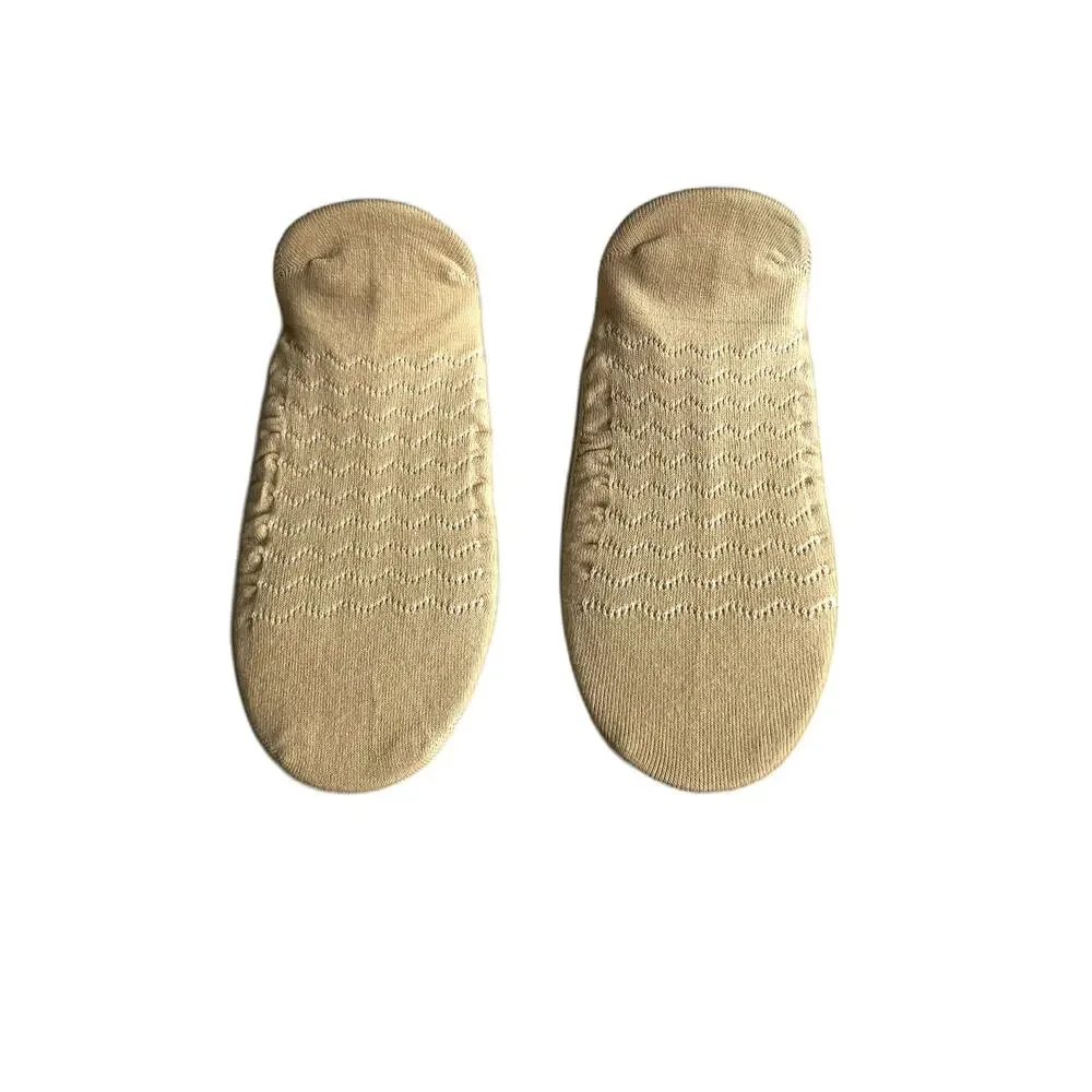 Hue No Show Socks 2 Pairs Beige Low Cut Grippy Back Slip Ons Flats New